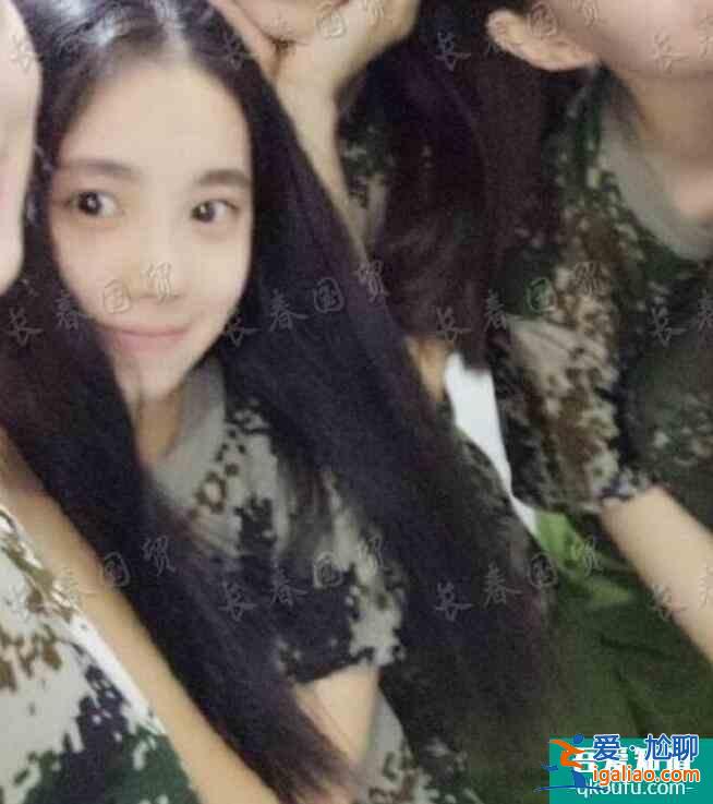 劉浩存大學軍訓舊照曝光 模樣清純靚麗甜美可人？