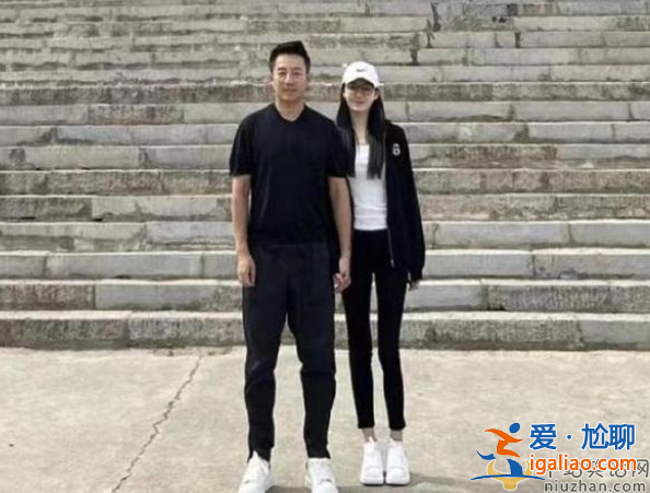汪小菲張穎穎牽手照似證戀情 這是承認(rèn)了戀情？