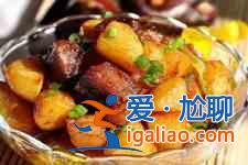 土豆燉肉的做法？