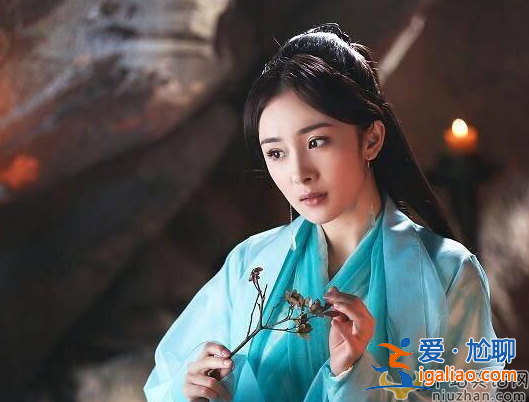 張?jiān)讫堈f楊冪不是公司老板 網(wǎng)友羨慕：初入職場我能遇到像楊冪這樣的老板就好了