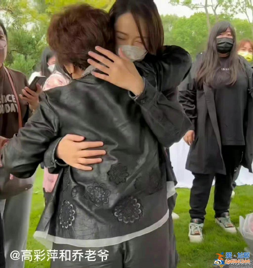 陳喬恩連續(xù)6年悼念喬任梁  陳喬恩和男友艾倫親自去墓地祭拜喬任梁