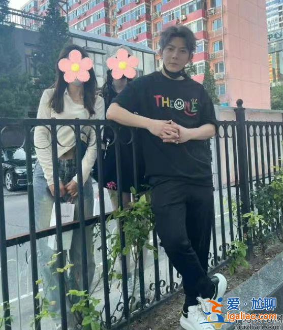 陳翔直播身材圓潤引爭議  網(wǎng)友：身材發(fā)福不注重身材管理