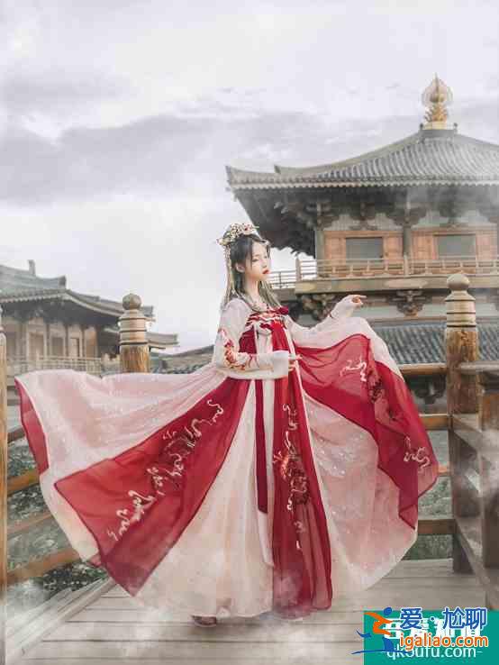 《琉璃》女主古裝太可了，一套漢服幾百到幾萬，上身簡直太仙了？