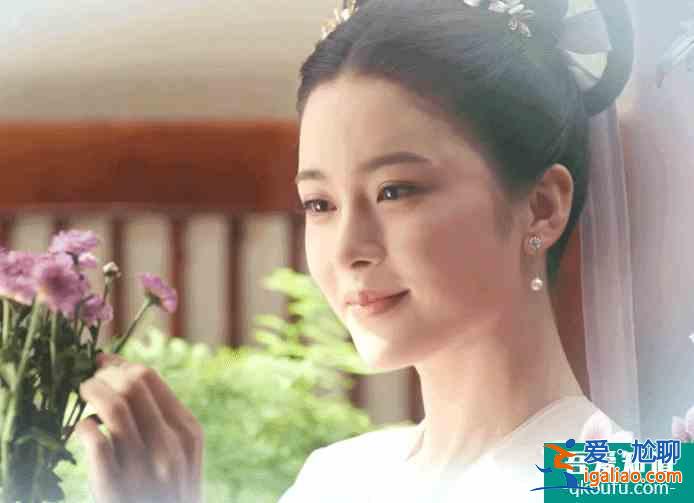 《長(zhǎng)安諾》女主被罵丑，和成毅不像情侶，CP感不如初遇夫婦？