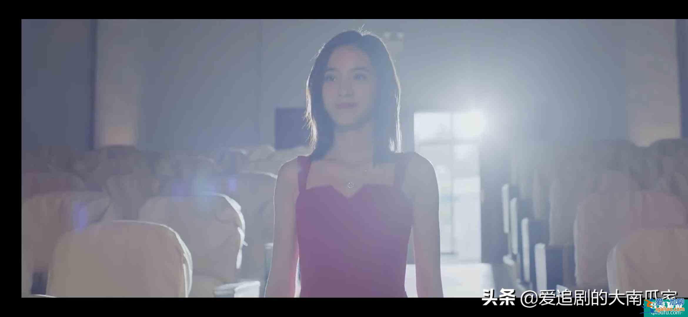 《初戀了那么多年》：顏柯的初戀，高中那個(gè)男生居然是個(gè)假小子？