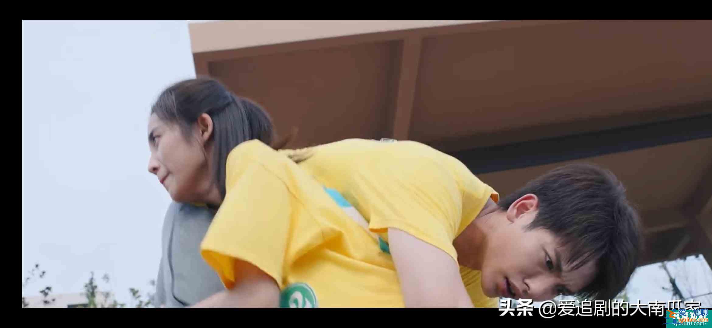《初戀了那么多年》：顏柯的初戀，高中那個(gè)男生居然是個(gè)假小子？