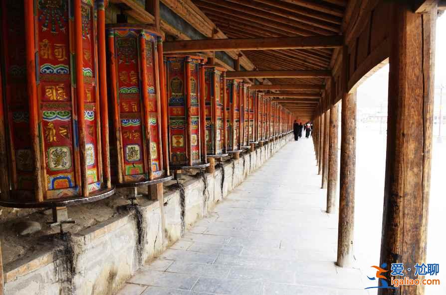 世界藏學(xué)府、全國(guó)最長(zhǎng)轉(zhuǎn)經(jīng)輪—夏河縣拉卜楞寺？