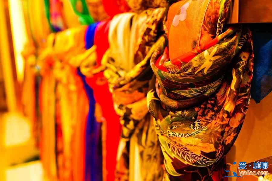 杭州絲綢哪里可以買到正宗的，本地人都在哪里買杭州絲綢？