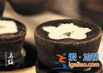 烏鎮(zhèn)有哪些特色水鄉(xiāng)美食？烏鎮(zhèn)傳統(tǒng)菜肴推薦？