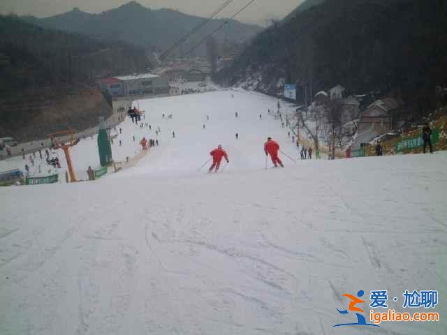 二龍山滑雪場(chǎng)跟其他滑雪場(chǎng)有什么不同，二龍山滑雪場(chǎng)與其他滑雪場(chǎng)相比有什么優(yōu)勢(shì)，二龍山滑雪場(chǎng)有什么特點(diǎn)？