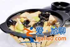 黑木耳燒豆腐？