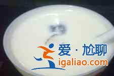 牛奶燉香菇的做法？