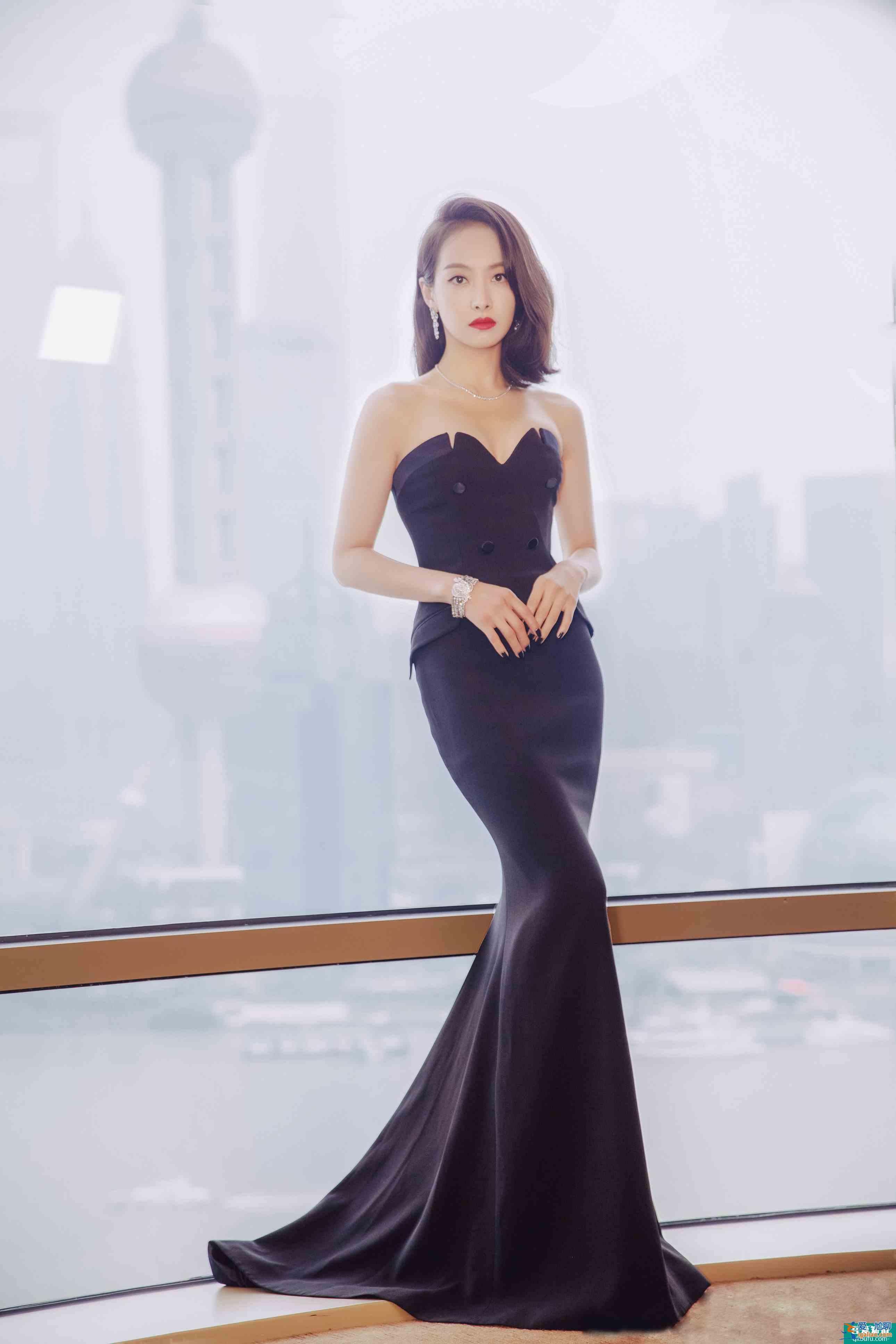 《他其實(shí)沒有那么愛你》：藏在漂亮女主和頻出金句背后的真相？