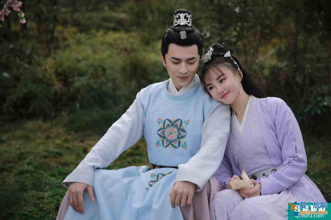 《偷心畫師》定檔9月16日 寄情于你海報鮮明展現(xiàn)角色性格？