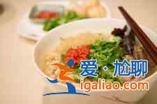 羊肉泡饃的做法？