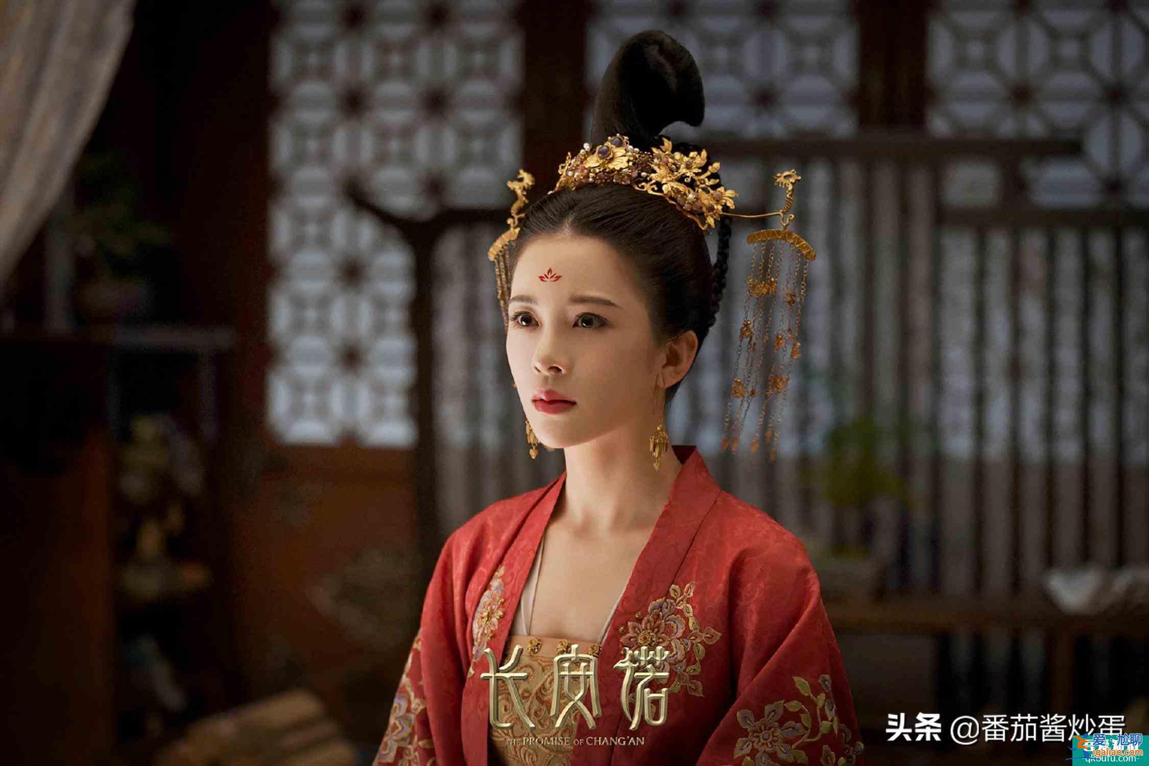 《長(zhǎng)安諾》突然定檔，《琉璃》超前點(diǎn)播大結(jié)局，成毅海報(bào)成亮點(diǎn)？