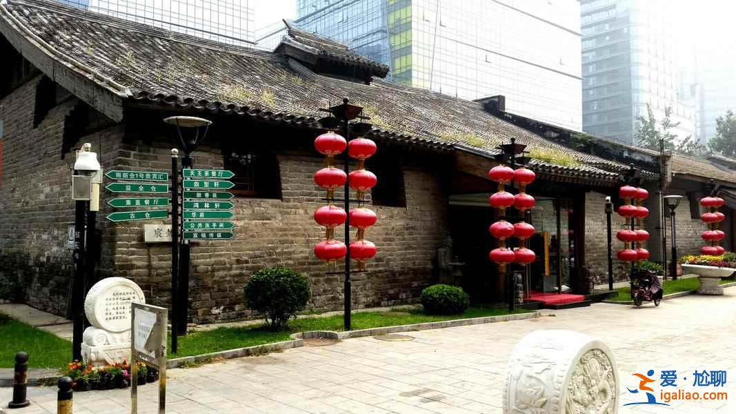 東四：比南鑼鼓巷更有京味的胡同？