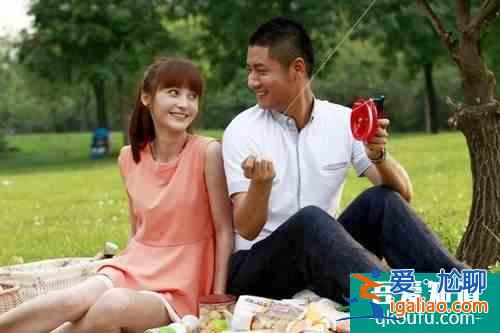 怎么也想不到，劉詩詩朱一龍的新劇《親愛的自己》，導(dǎo)演竟是任重？