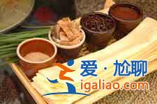 煎餅卷大蔥的做法？