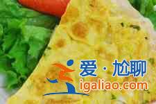 蔥油雞蛋餅做法？