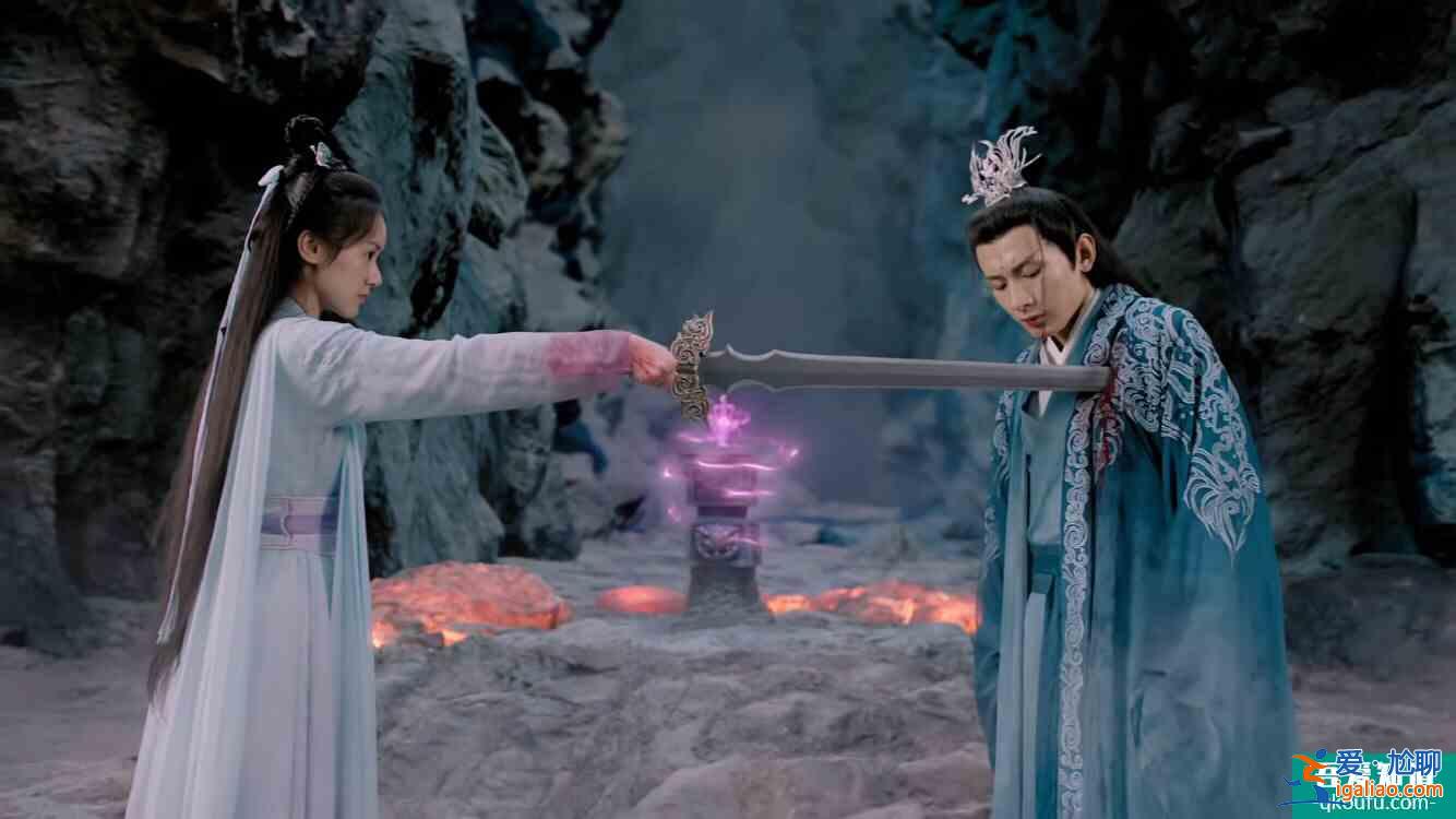 《琉璃》：司鳳談個戀愛太難了，談著談著女朋友都變男朋友了？