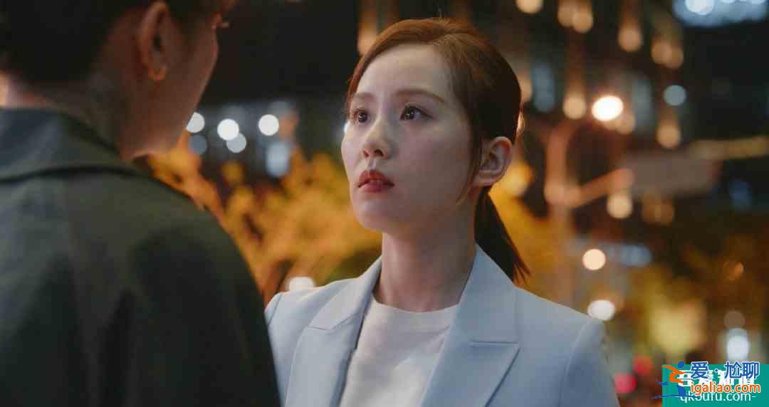 《親愛的自己》四集過后，收視下滑，故事缺原創(chuàng)，劉詩詩缺顏值？