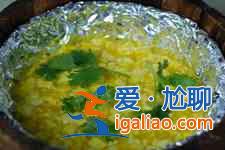 蟹黃豆腐的做法？