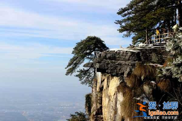 【廬山東西線哪個好玩】廬山東線有什么景點，廬山西線有什么景點？