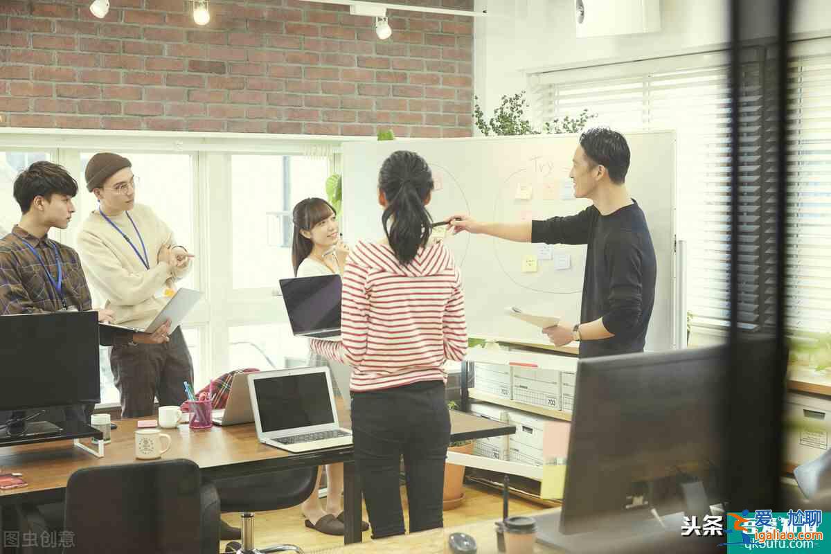 《親愛的自己》：職場上到底要不要講感情？？