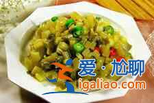 酸菜粉條的做法？