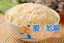 電飯鍋蒸米飯？