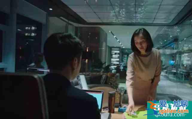 劉敏君用正宮臉演繹“媽系小三”，《白色月光》真的太真實了？