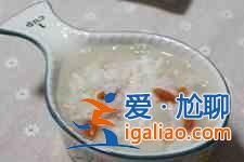 銀耳雪梨粥的做法？