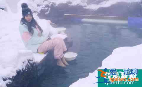 冬季富良野還能這么玩！滑雪玩雪雪橇狗，冰城冰釣熱氣球？