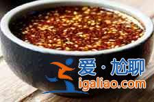 涼皮辣椒油的做法？