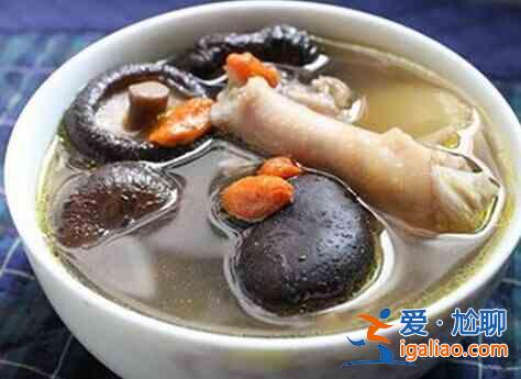 香菇母雞湯？