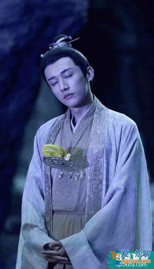 《琉璃》：都被昊辰師兄氣慘了！網(wǎng)友發(fā)出P圖表情包，終于解氣了？