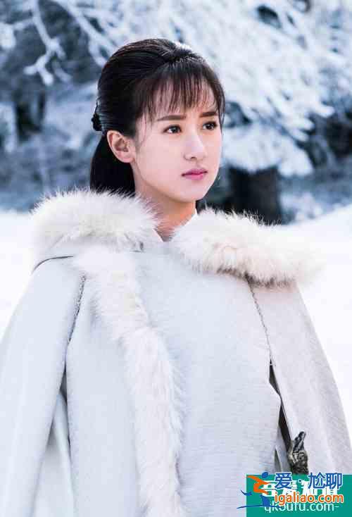 還未火就開撕，《琉璃》女主被指內(nèi)涵男主加戲，雙方后援會親下場？