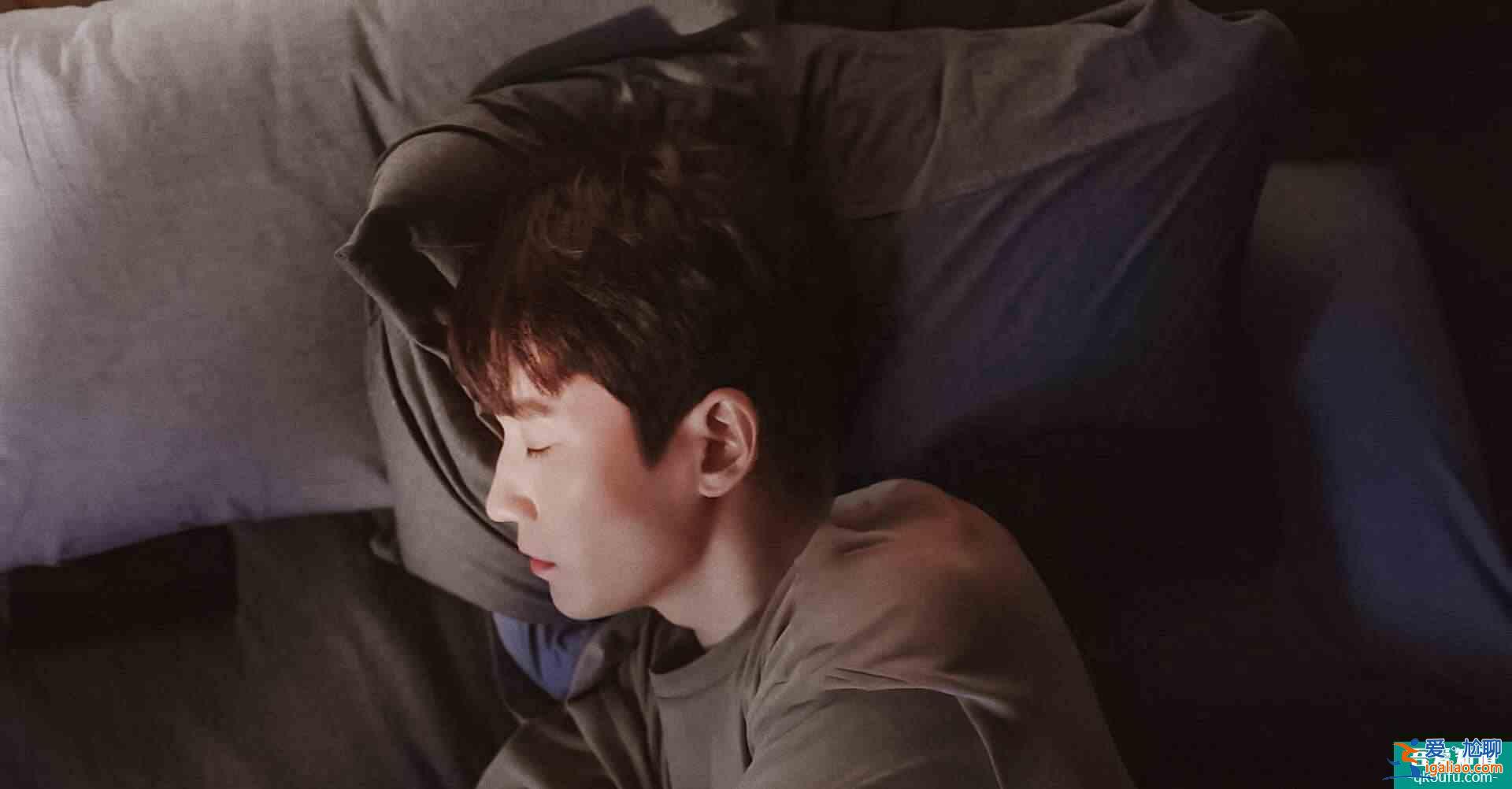 熬夜追劇黨福利來襲！《親愛的自己》定檔，朱一龍版最佳男友上線？