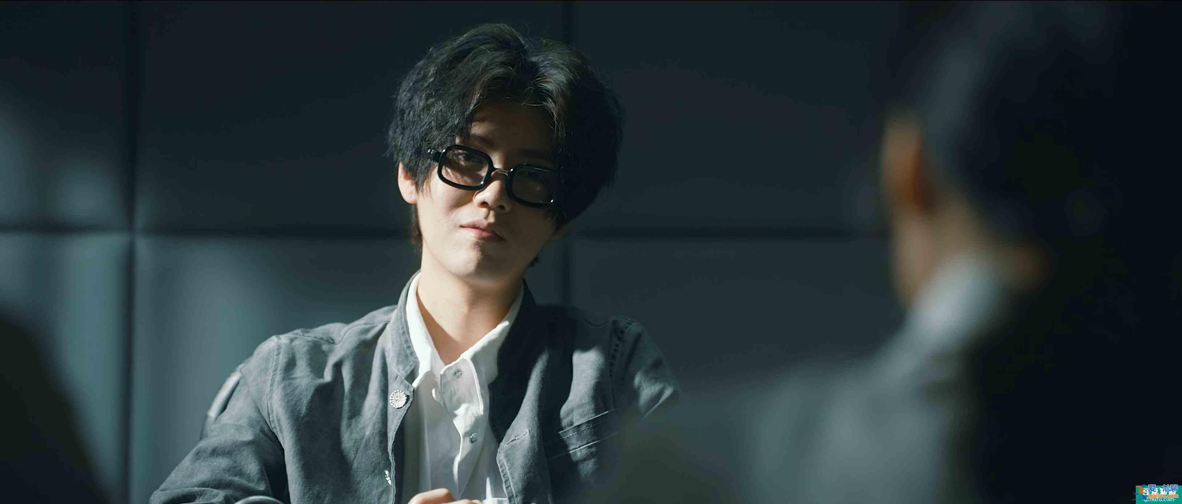 「在劫難逃」懸疑跨界玩科幻，硬漢混搭小鮮肉，鹿晗這次演技幾分？