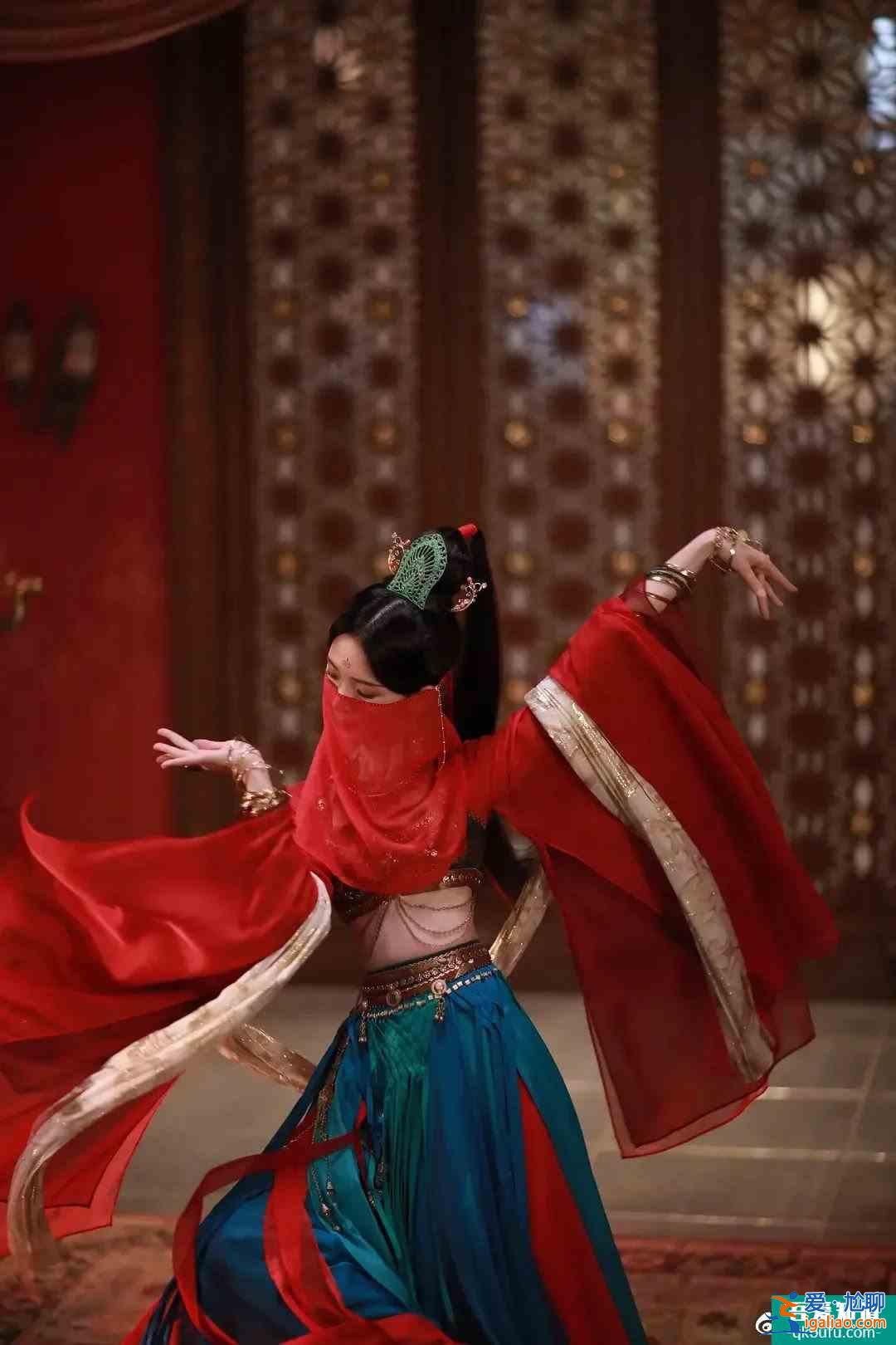岳綺羅是陳瑤巔峰？《少女大人》中紅衣扮相，美出新高度??？