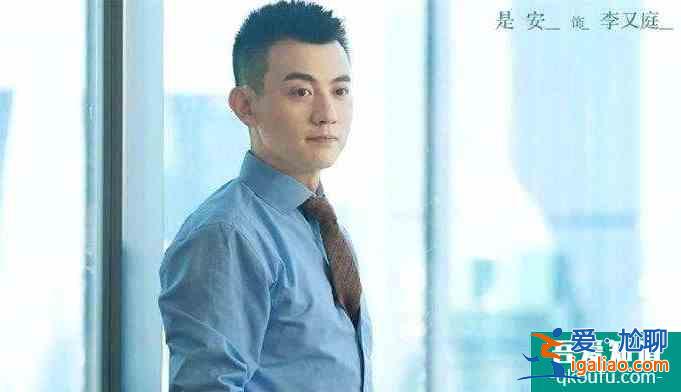 《他其實(shí)沒(méi)有那么愛(ài)你》，你要相信，總有人在背后偷偷地愛(ài)你？