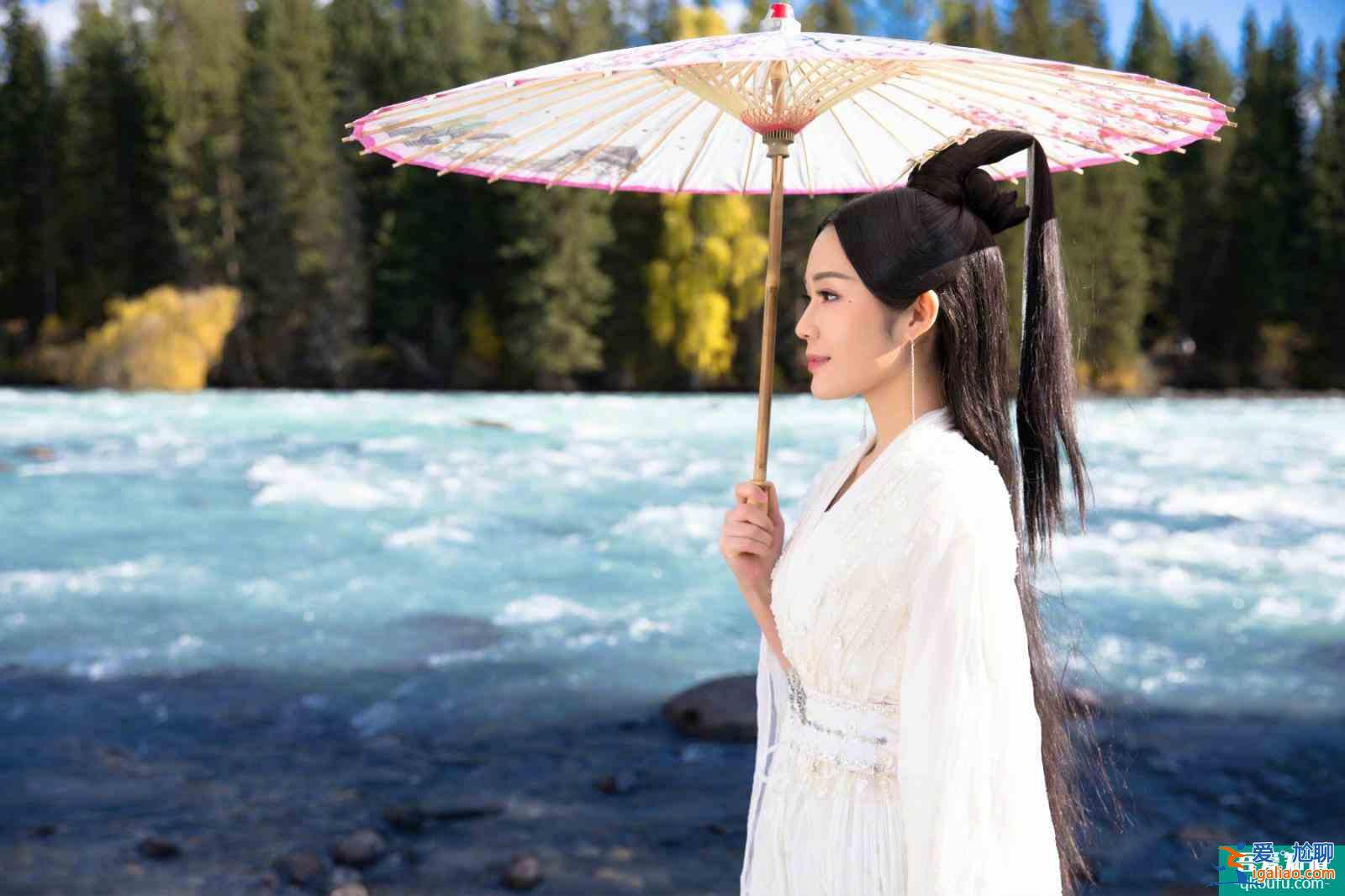 《太古神王》首播，盛一倫缺演技王子文很精彩，故事爛俗打光不錯(cuò)？