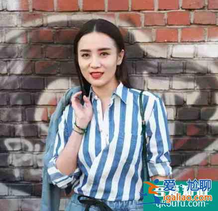 人設(shè)崩塌！宋佳《白色月光》被老公背叛，現(xiàn)實(shí)中被曝插足已婚導(dǎo)演？