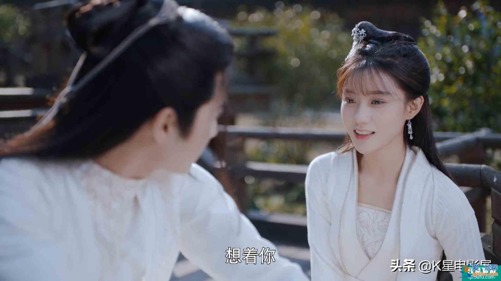 《且聽鳳鳴》：原來兩個配角的愛情才是全劇最讓人羨慕的？