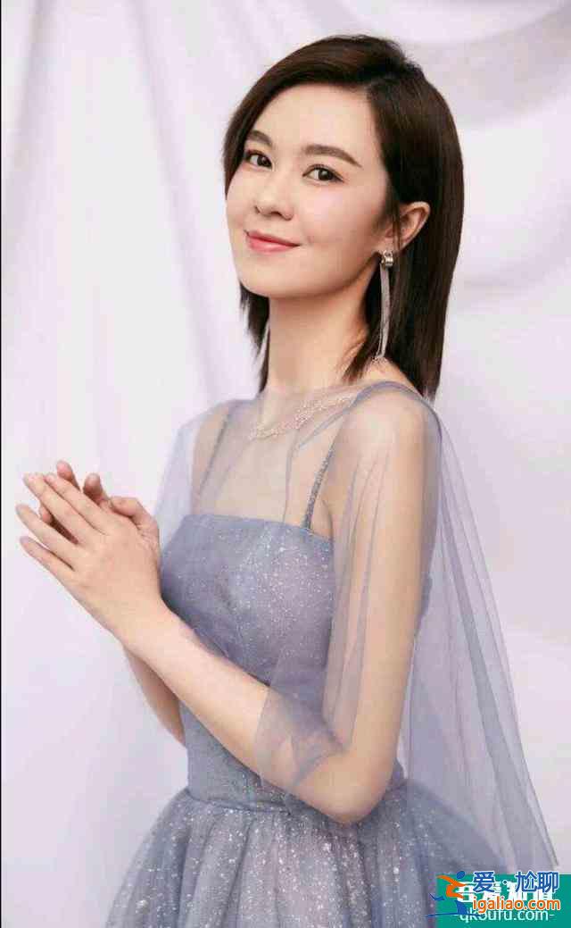 經(jīng)歷定檔撤檔《仲夏滿天心》，重定檔8月28日，郁可唯獻唱主題曲？