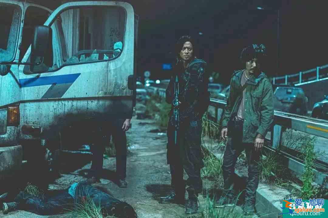 說(shuō)《釜山行2》是爛片，我們不配！作為商業(yè)大爽片，依然讓你高潮？