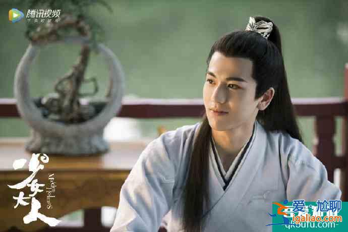 陳瑤《少女大人》定檔，又美又颯，男主造型帥氣，古裝探案甜戀？