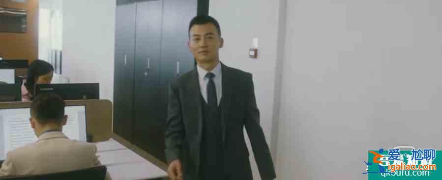 宋茜四姐妹的坎坷情路，都在《他其實沒有那么愛你》？