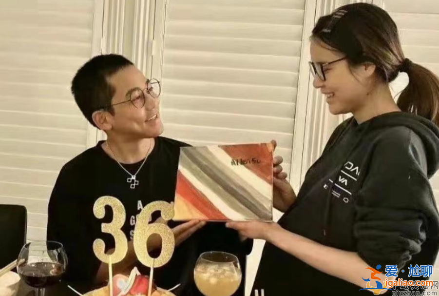 蘇醒疑似婚內(nèi)出軌！深夜與美女約會(huì)摟摟抱抱 網(wǎng)友直呼你還沒紅呢